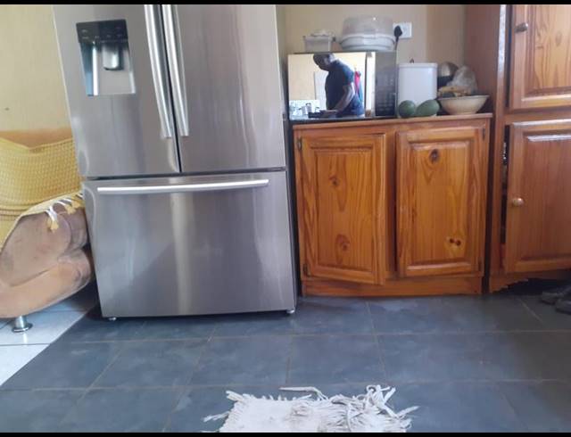 3 BEDROOM HOUSE FOR SALE IN GAKGAPANE